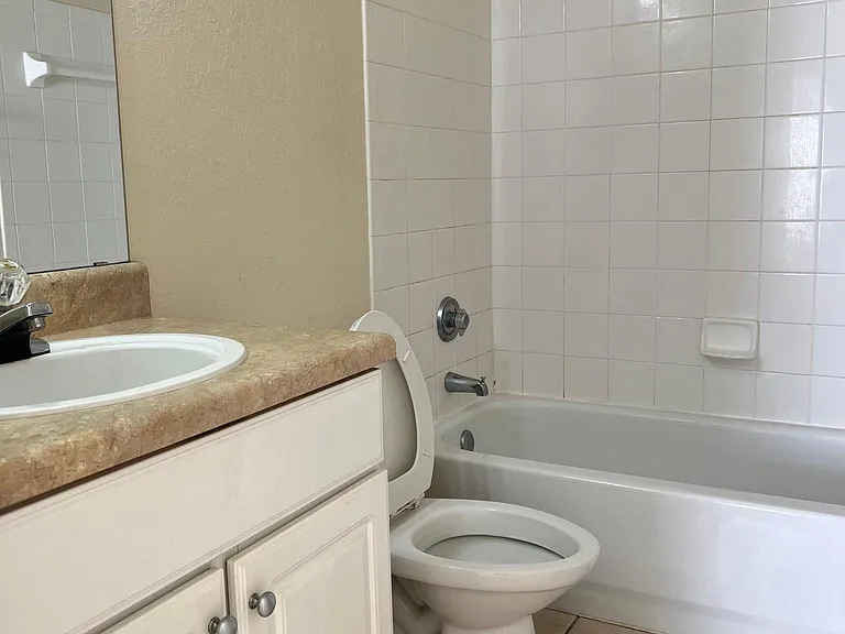 4950 NW 44th Ln #107 — Photo 15