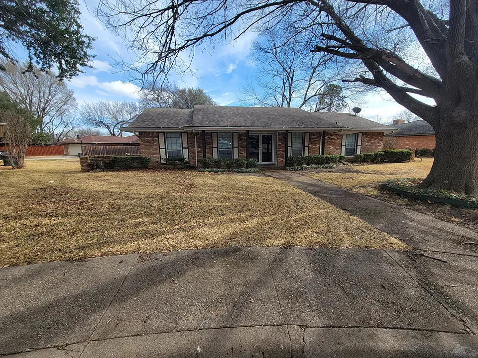 1314 Hanna Cir