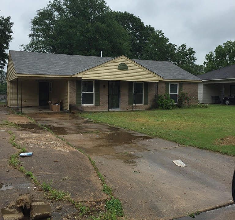 1st image of 8194 Pinebrook Dr