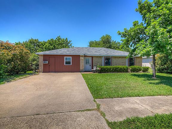 2nd image of 7809 Creek Wood Dr