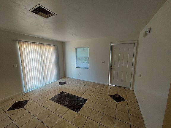 2nd image of 5871 NE 35th St #3