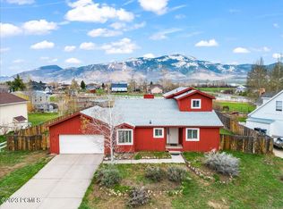 4382 N Meadow Ln, Oakley, UT 84055