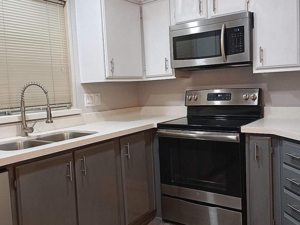 1st image of 6266 S Pinehurst Dr