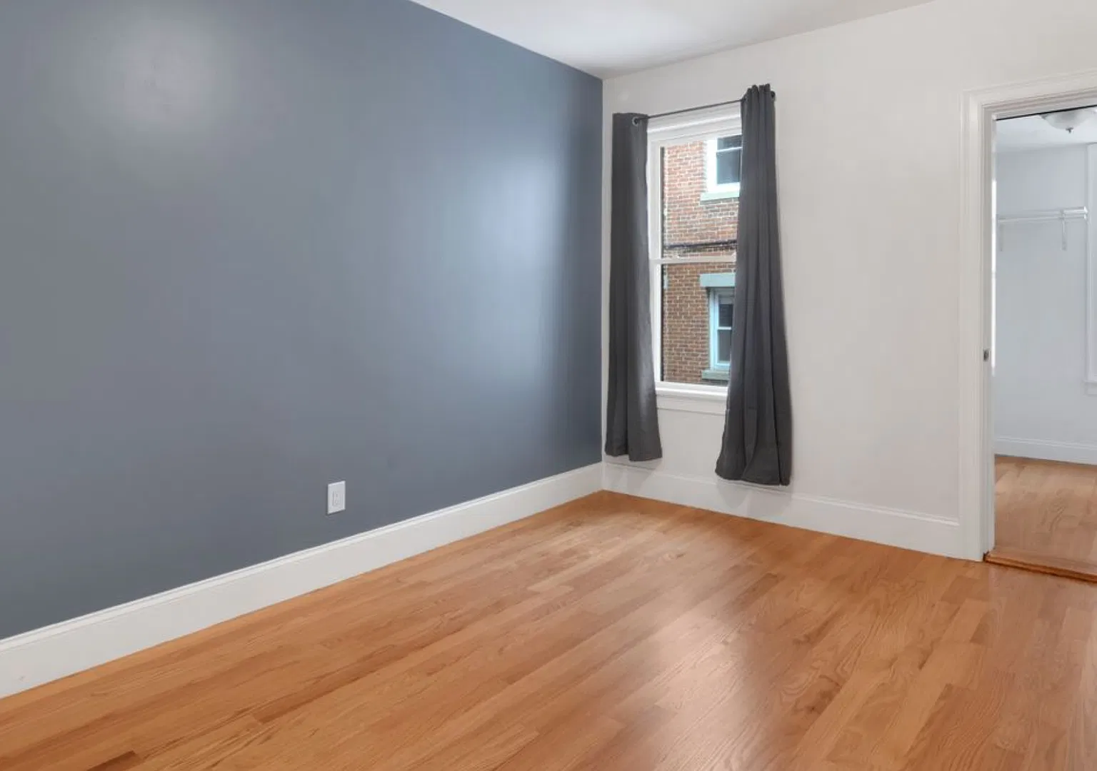 188 Kelton St — Photo 3