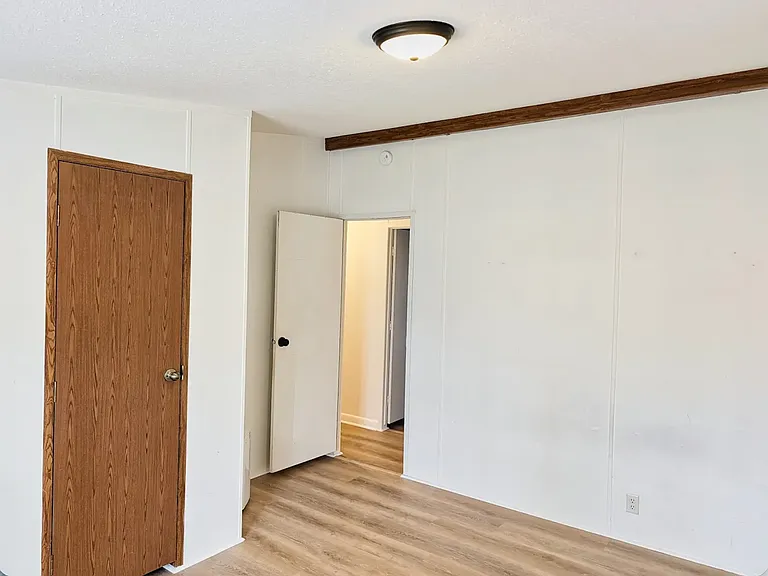 5674 Bending Chestnut Rd — Photo 8