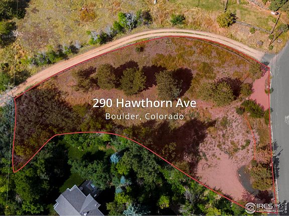 2nd image of 290 Hawthorn Ave