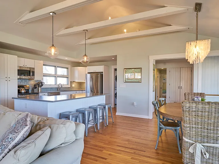 105 Sound Breeze Ave — Photo 10