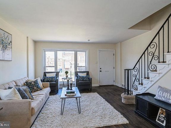 5th image of 1577 Greenwood Ave