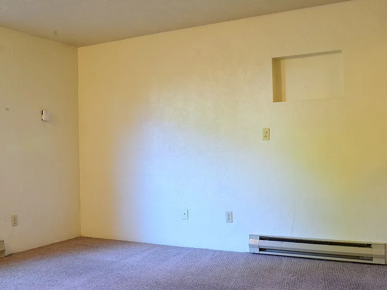 Washington Apartments — Photo 9