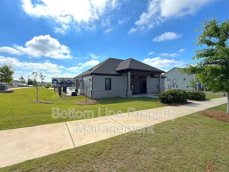 15708 Country House St — Photo 21