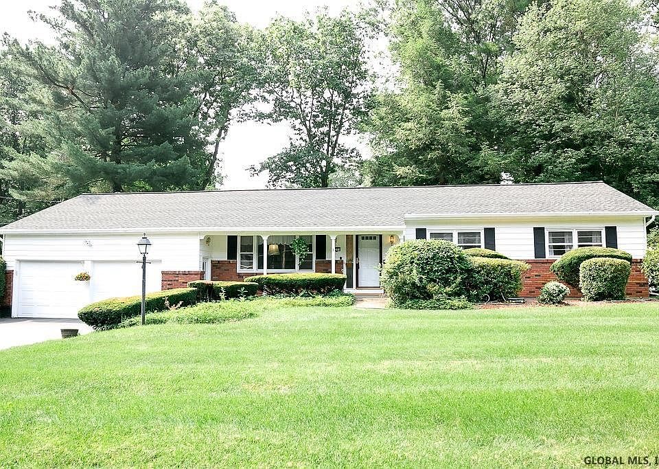1st image of 37 Juniper Dr