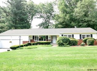 37 Juniper Dr, Clifton Park, NY 12065
