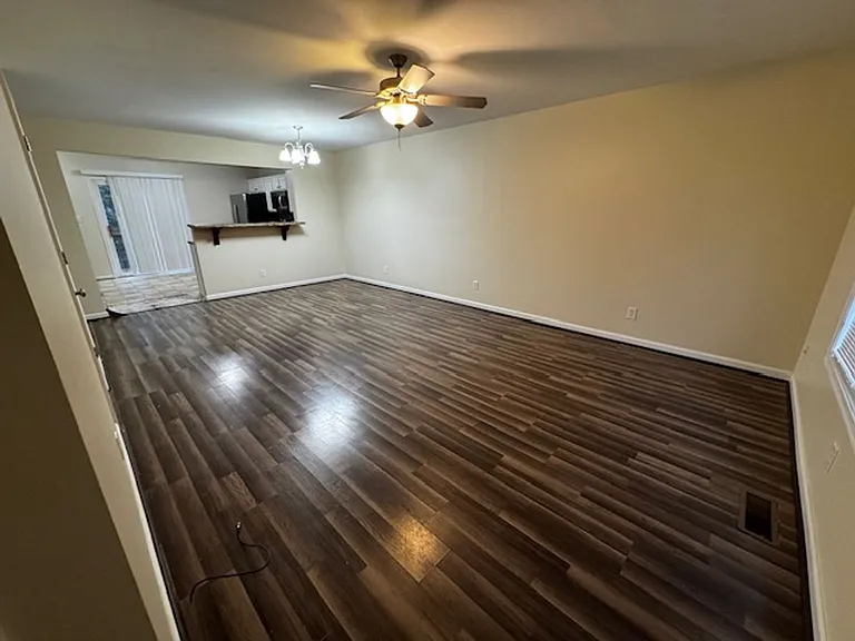 1810 Broadway St #112 — Photo 7