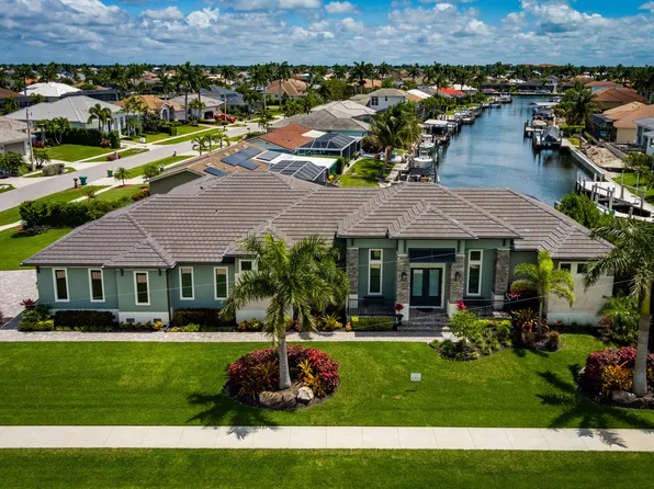 1517 Buccaneer Ct, Marco Island, FL 34145