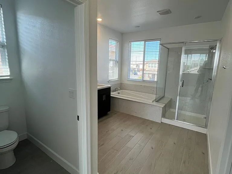 1583 Levy St — Photo 33