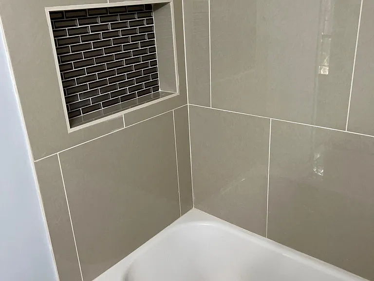 7841 Jasper Ave — Photo 5