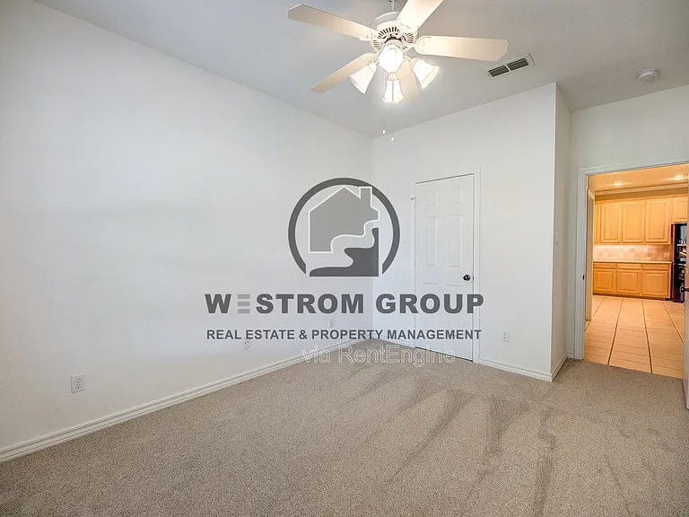 5855 Pecan Chase — Photo 19