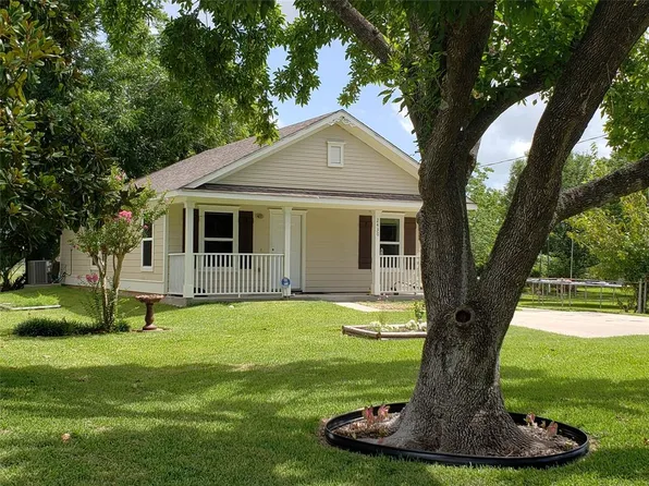 2430 Florence St, La Marque, TX 77568