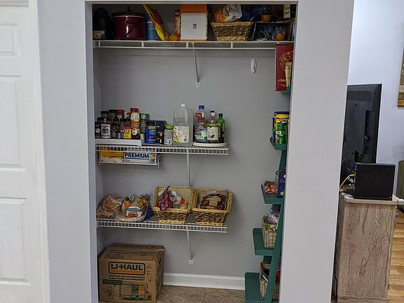 5th image of 2043 Countryhill Ln