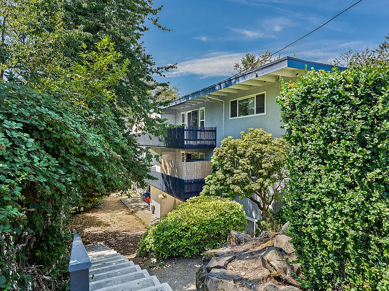 22521 30th Ave S #B — Photo 18