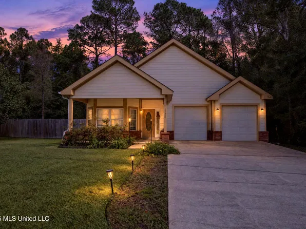 89360 Diamondhead Dr E, Diamondhead, MS 39525