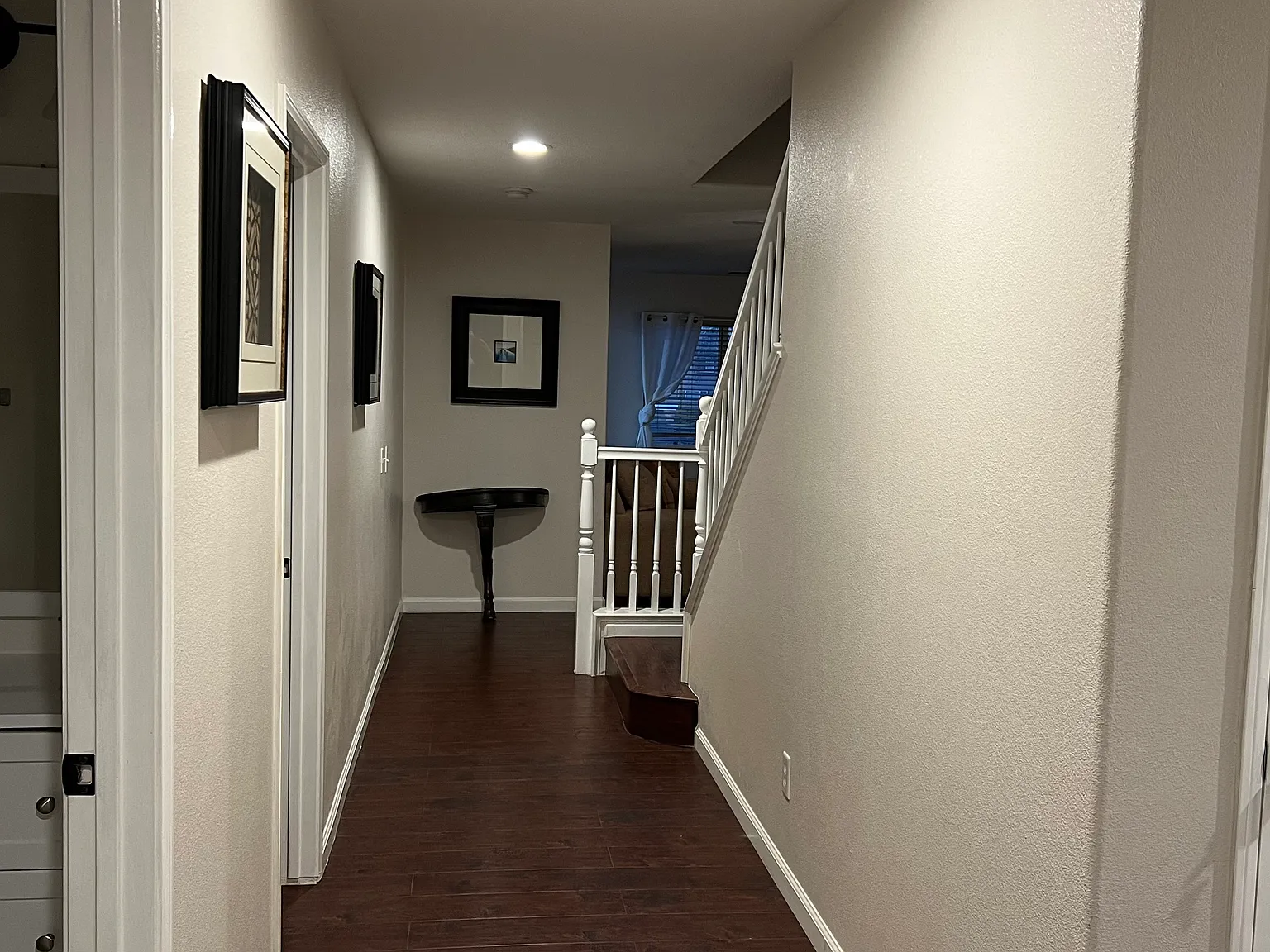 1 bed, 200 sqft, $880 — Photo 2