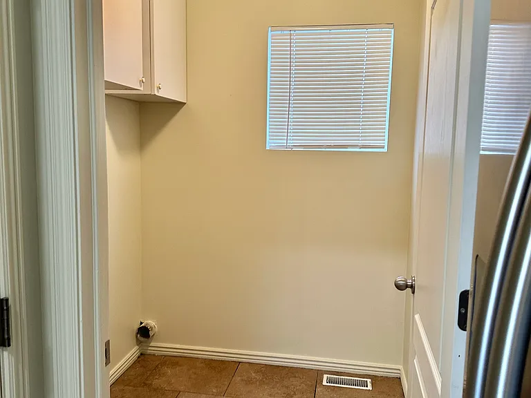 1186 N 3020 W — Photo 9