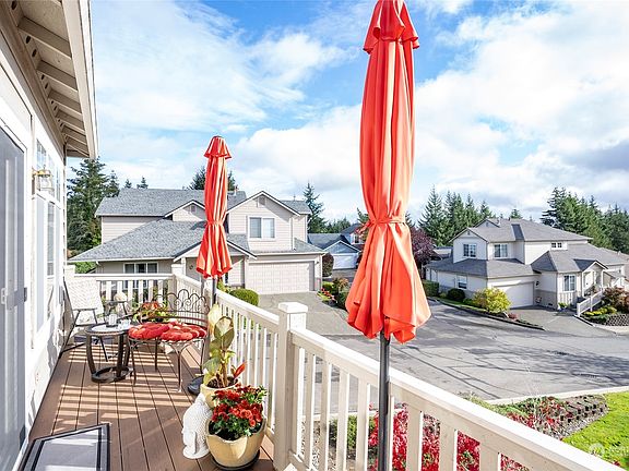 5th image of 1206 NW Seastar Lane