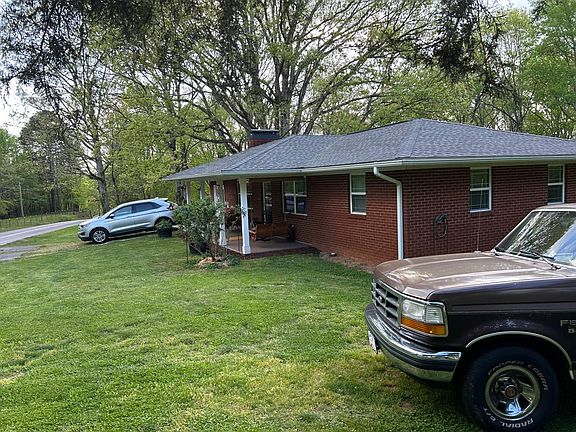 2nd image of 1658 Pleasant Hill Rd