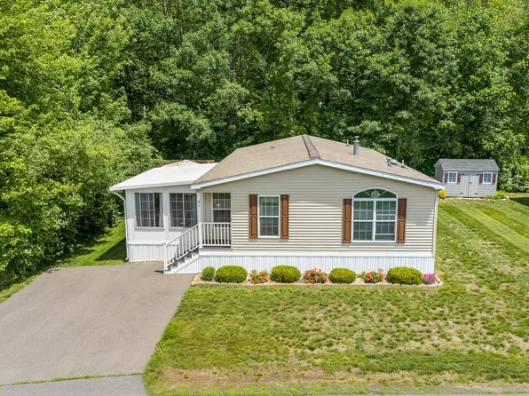 91 Anna Robert Circle, Wells, ME 04090