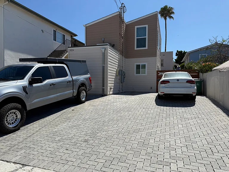 4520 Arizona St — Photo 17