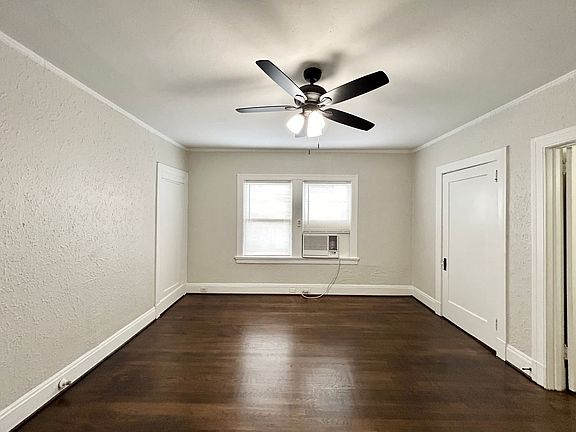 4th image of 3920 Fannin St #F105