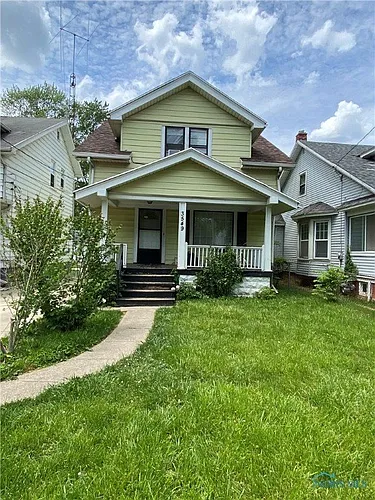 3549 Hazelhurst Ave Photo 1