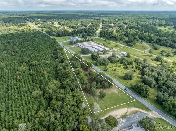 7322 N Florida Ave, Dunnellon, FL 34434