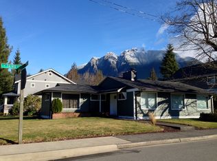 230 W 3rd St, North Bend, WA 98045