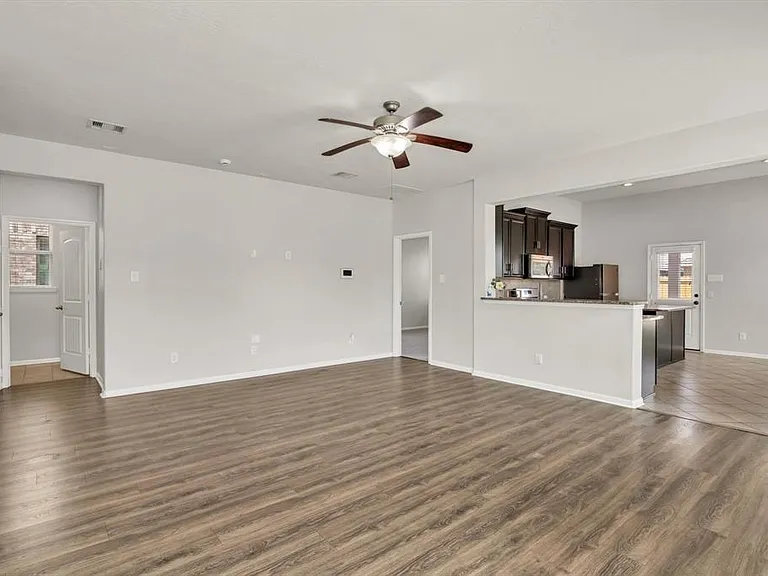 8110 Heartbrook Field Ln — Photo 5