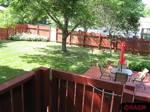 2nd image of 1462 Loren St