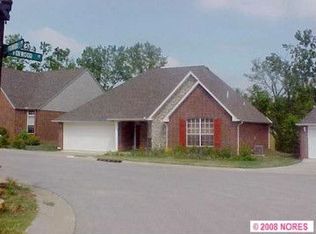 424 Foxwoods Dr, Sapulpa, OK 74066
