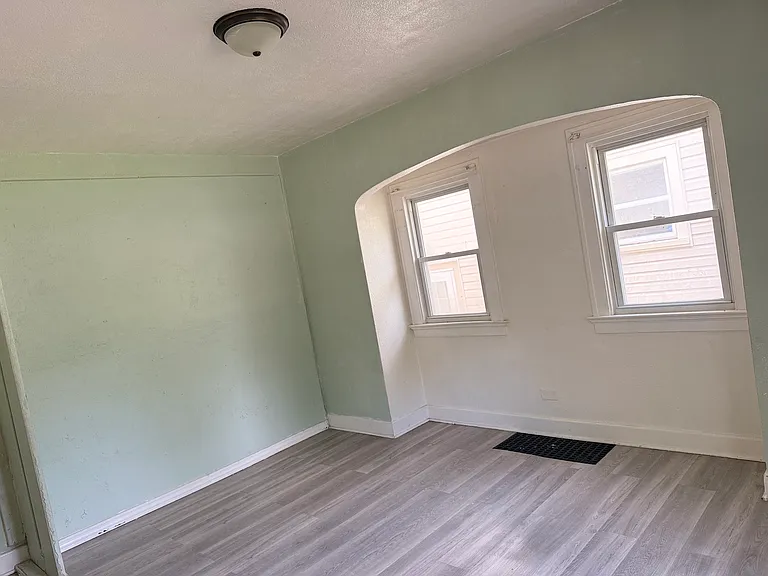 1029 Homer Ave — Photo 3