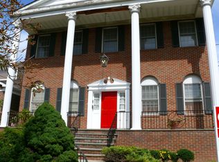 35-37 W 33rd St #2L, Bayonne, NJ 07002
