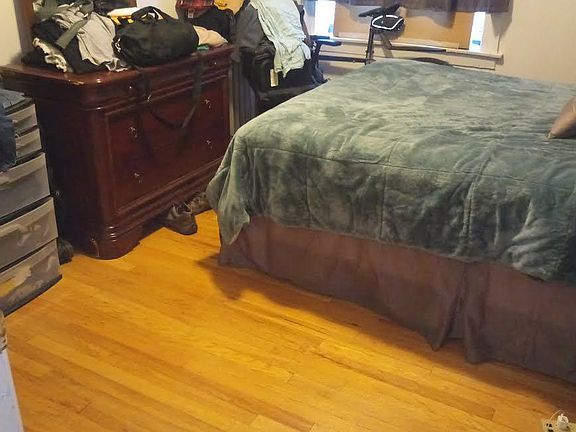 3rd image of 833 W Cornelia Ave APT 3N