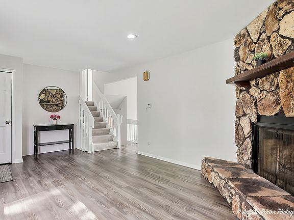 4th image of 213 Windridge Dr