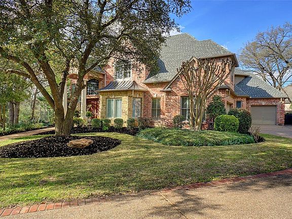 2nd image of 802 Elmbrook Ct