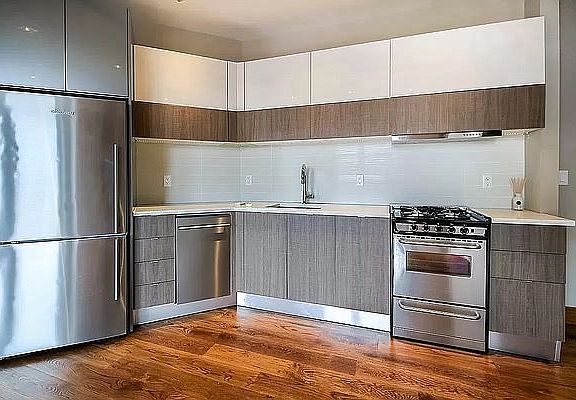 2nd image of 865 Willoughby Ave