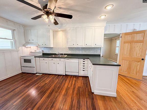 2nd image of 3006 Hilldale Rd