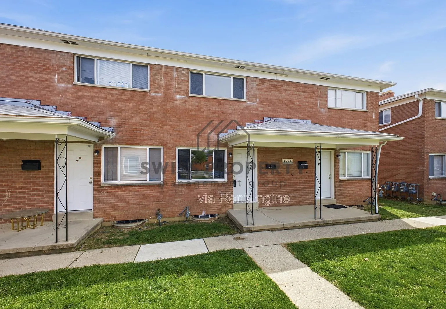 2 bed, 1.0 bath, 810 sqft, $1,150 — Photo 2