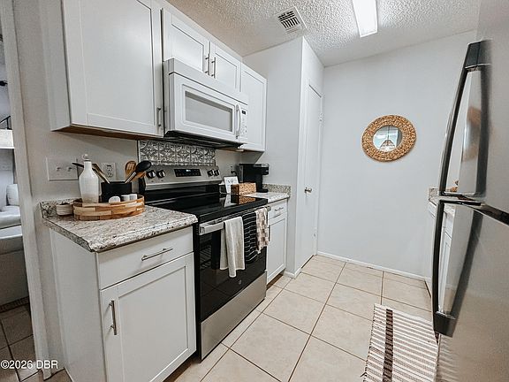 3rd image of 1600 Big Tree Rd #8