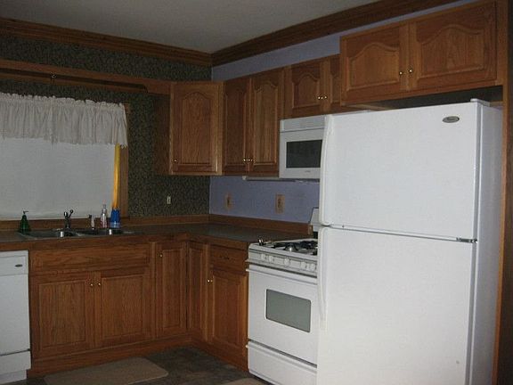 4th image of 1405 Smith St