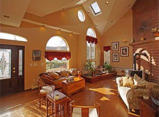 30 Sunset Dr, Andover, NJ 07821