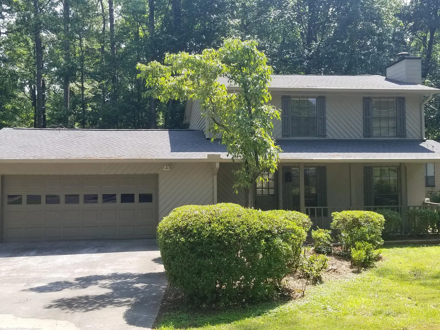 3 bed, 2.5 bath, 1568 sqft, $2,350 — Photo 1